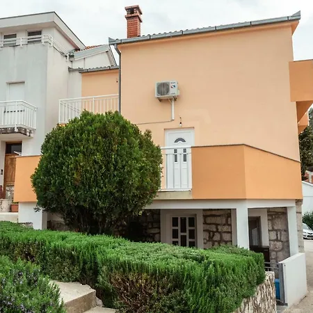 Apartment Srsen Blace