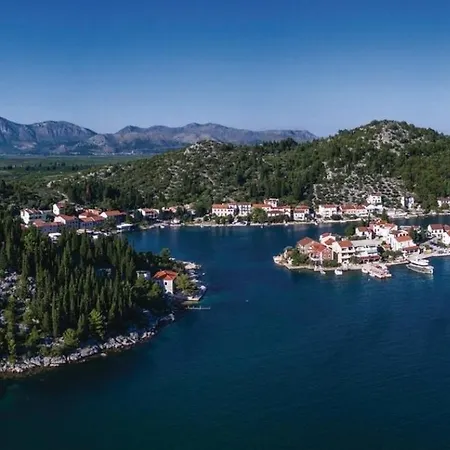 Apartment Srsen Blace