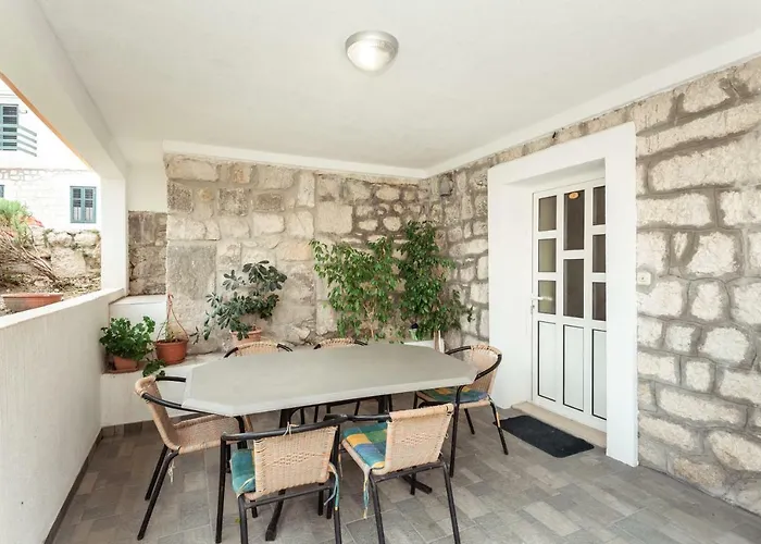Apartment Srsen *