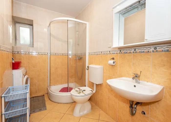 Srsen Apartment *